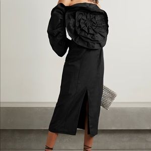 NWT Valeria one-sleeve linen flower midi dress